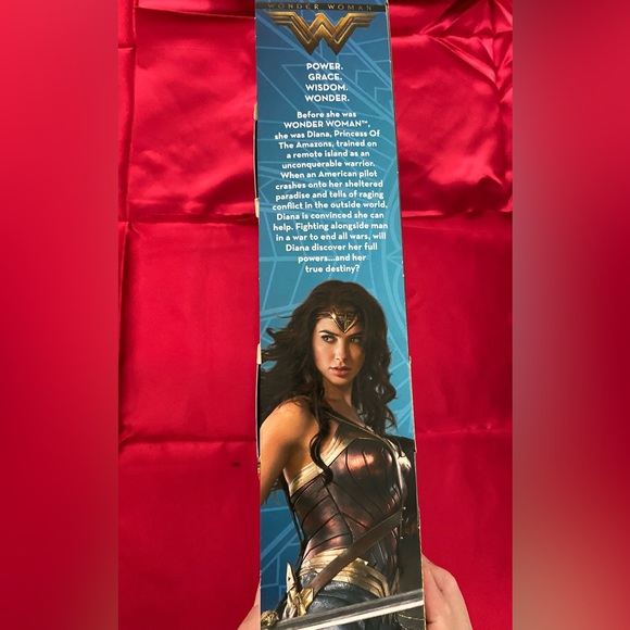 NWOT Mattel Wonder Woman Diana Prince - Picture 2 of 4